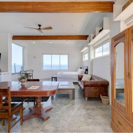 Upscale Cliffside Studio With Ocean Views North Bondi Sydney Eksteriør bilde