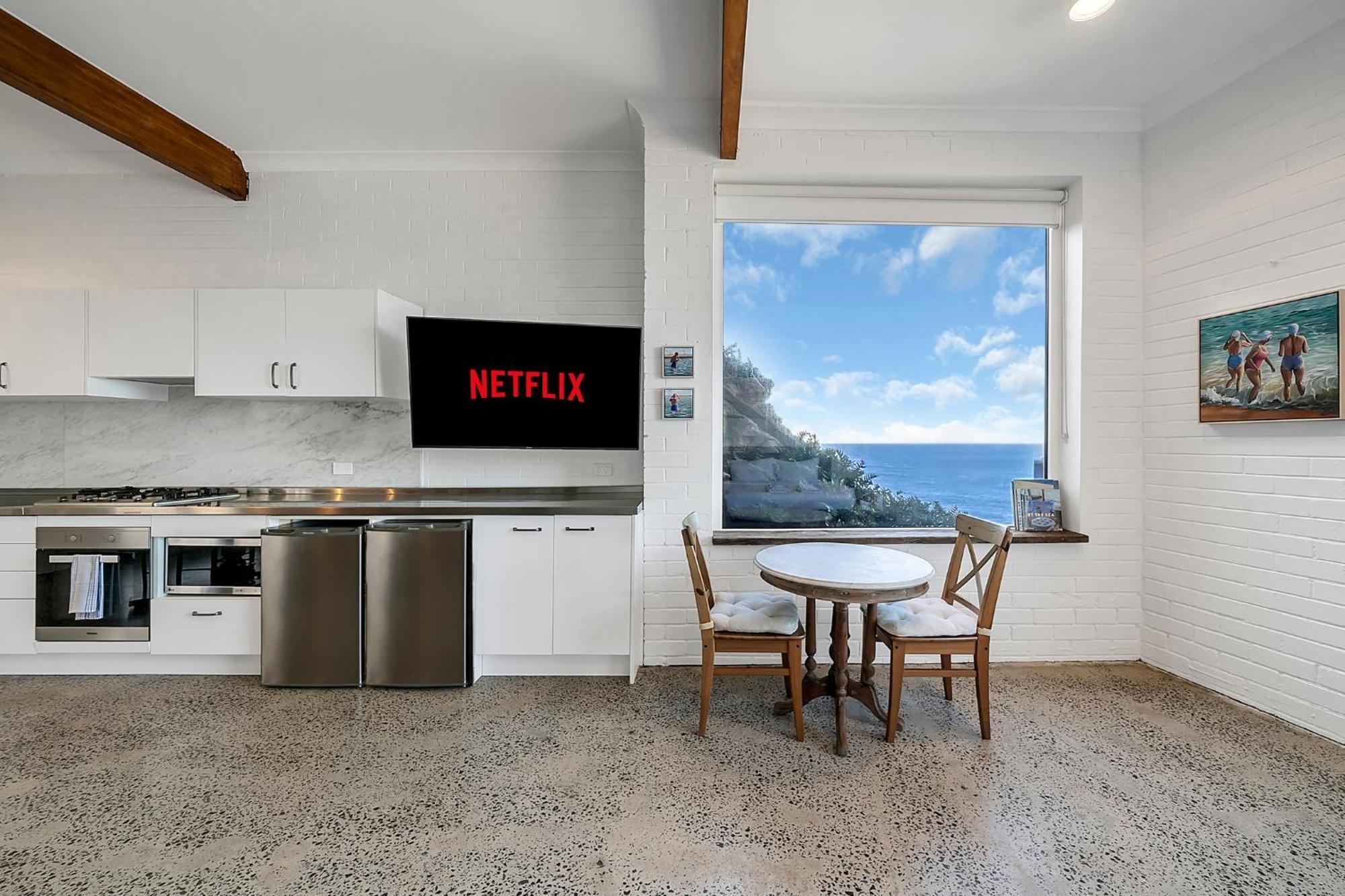 Upscale Cliffside Studio With Ocean Views North Bondi Sydney Eksteriør bilde