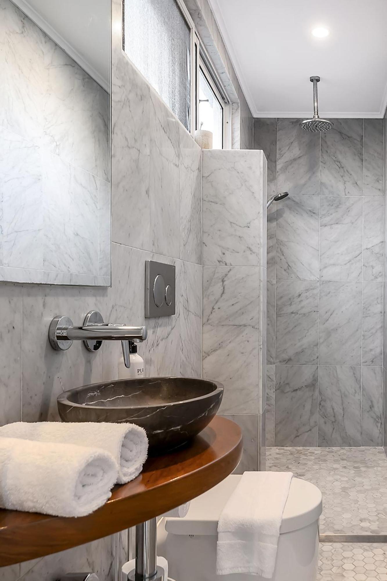Upscale Cliffside Studio With Ocean Views North Bondi Sydney Eksteriør bilde
